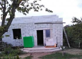 Jako dwa heroicznej „novokubantsa” budować swój „Dream House” (fronton i kotła)