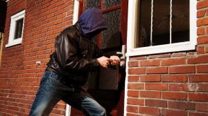 Jak chronić dom przed złodziejami w zimie?