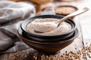Mąka gryczana: korzyści i szkody