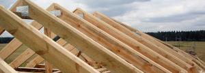 Cechy systemu dachowego w drewnianych i kamiennych domów